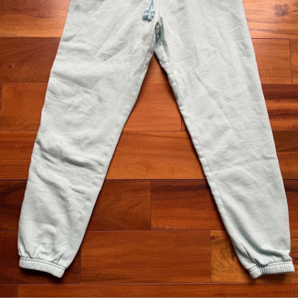 VS PINK Everyday Fleece High Waist Sweatpants in Blue Opal - Picture 6 of 11